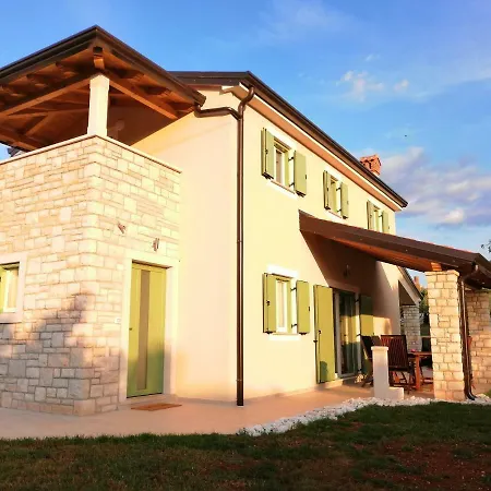 Stella Juricani Villa