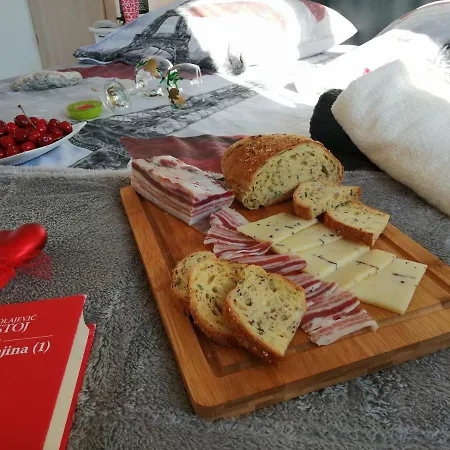 Stella Juricani فيلة